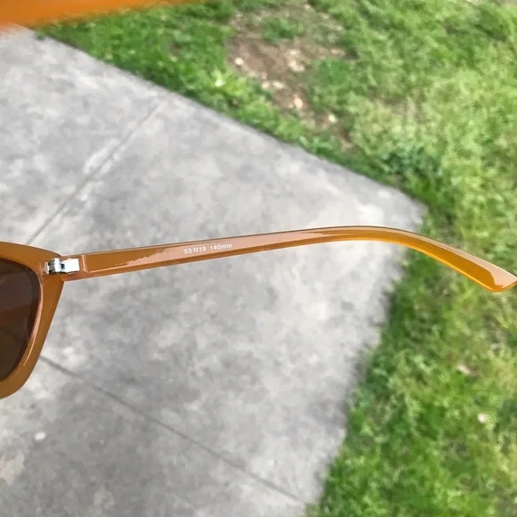 Zaracat eye sunglasses